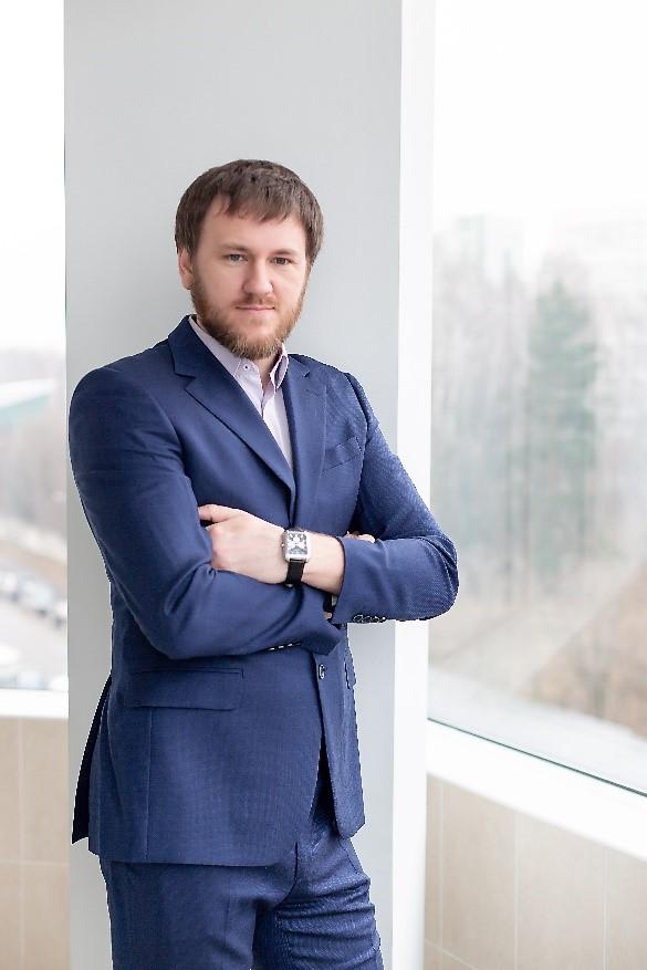 Сергей Попов, руководитель отдела по складской и транспортной логистике
